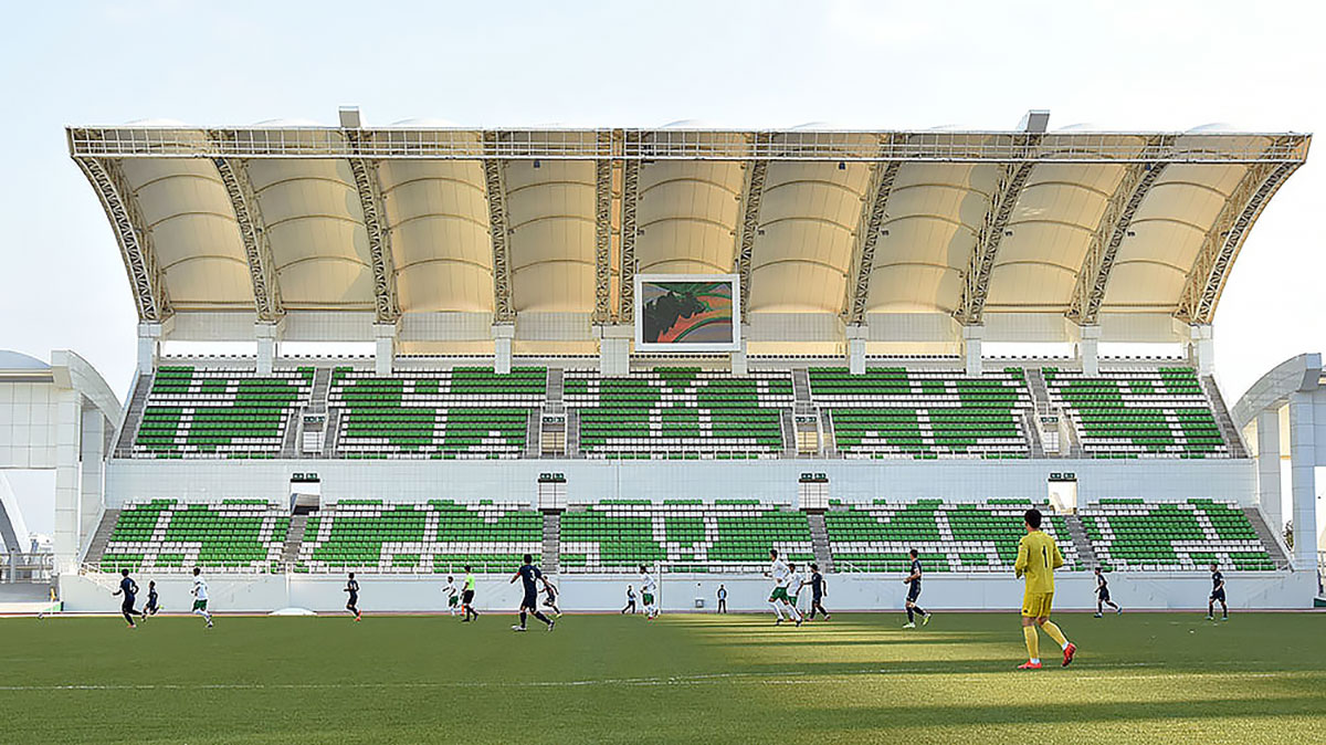 «Ahal» Türkmenistan-2021 futbol çempionatynda «Altyn Asyr» bilen ilkinji derbi oýunda ýeňiş gazandy