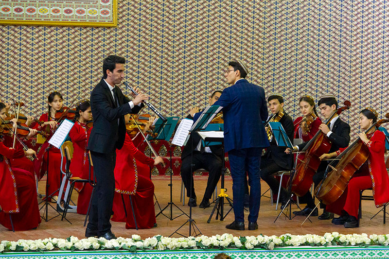 Музыка Ференца Листа и Венченцо Беллини прозвучала в Ашхабаде