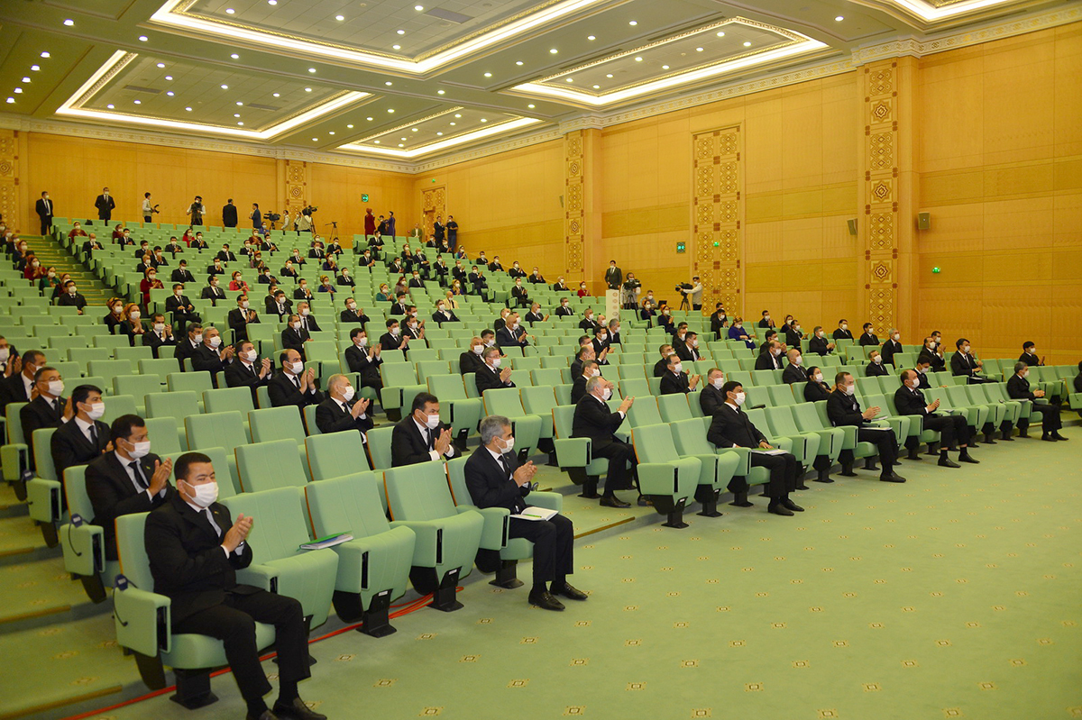 Achievements of neutral Turkmenistan at the exposition of the international exhibition