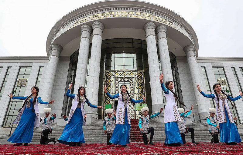 Фотокартины из Туркменистана попали в виртуальную фотоэкспозицию Совместного проекта к 30-летию СНГ