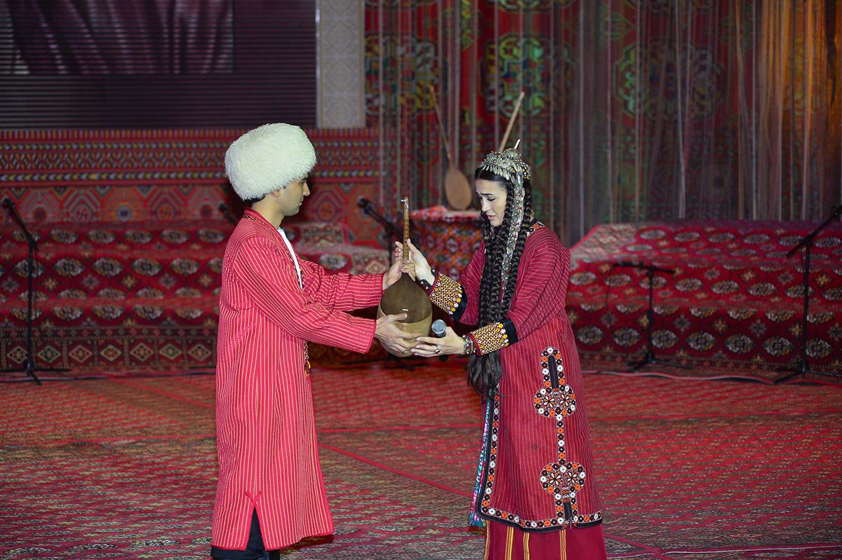 Celebration at the Palace of Mukams