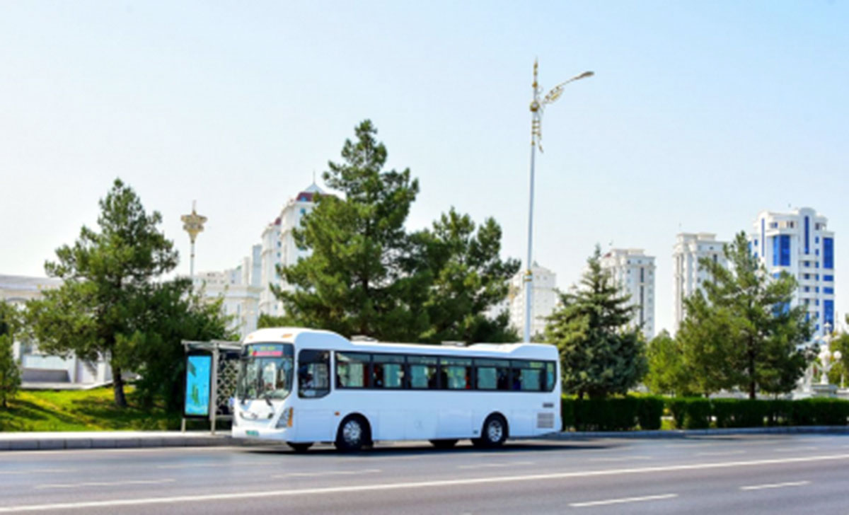 «Умный транспорт»: сразу два транспортных приложения внедрены в Туркменистане