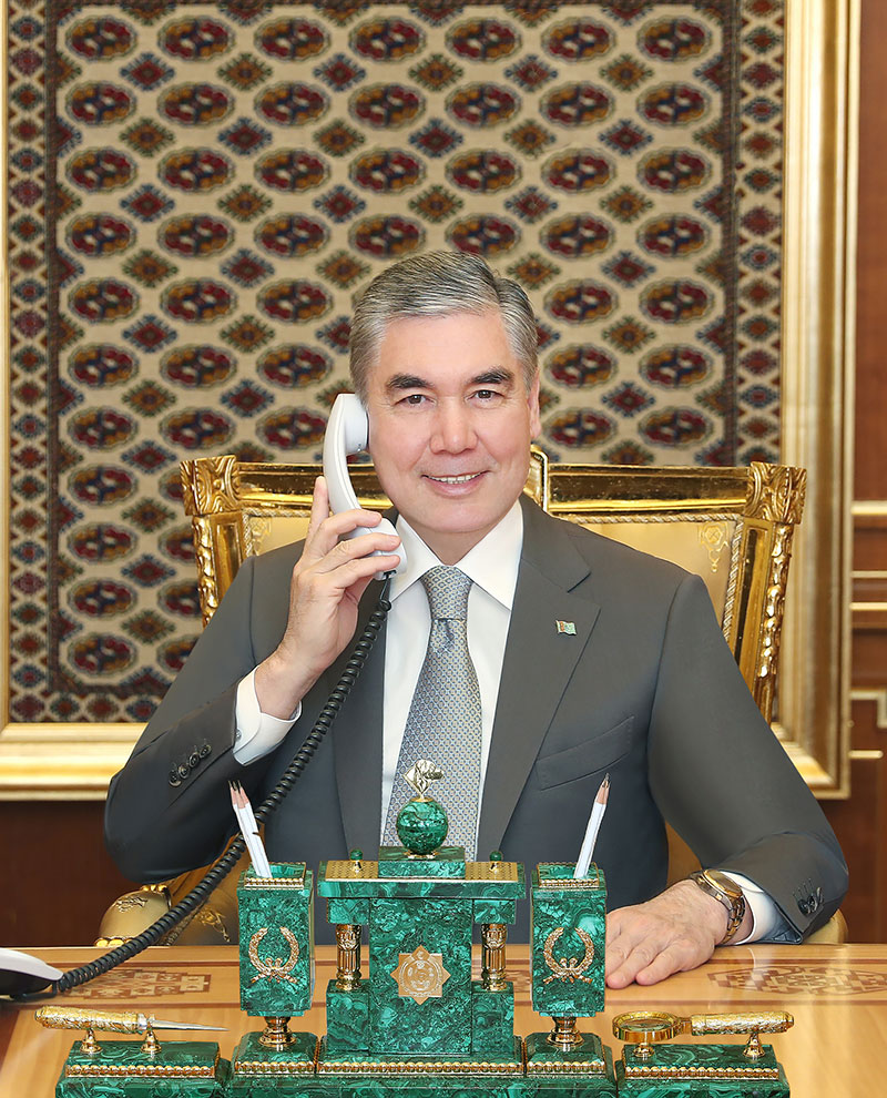 Telephone conversation between the President of Turkmenistan and the President of Tatarstan