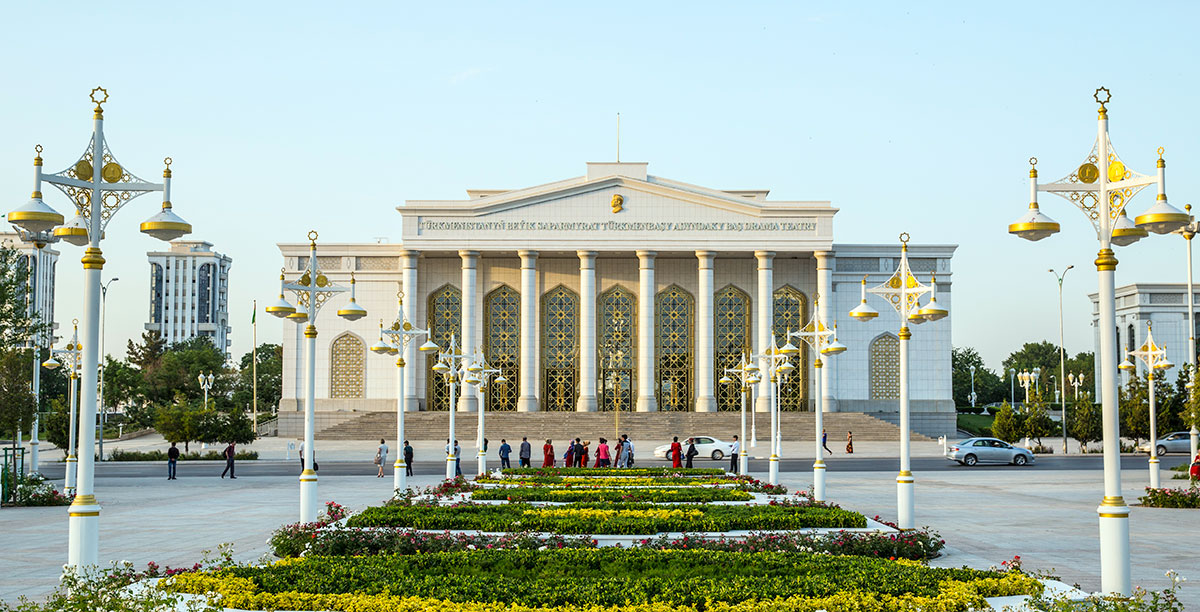 Theatrical groups of Turkmenistan invite spectators