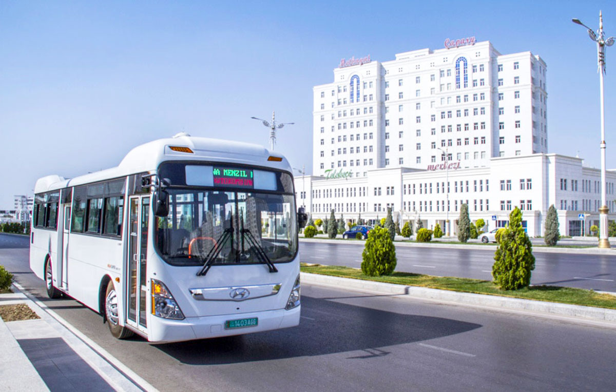 Ashgabat introduces payment for travel by bank card "Altyn asyr"