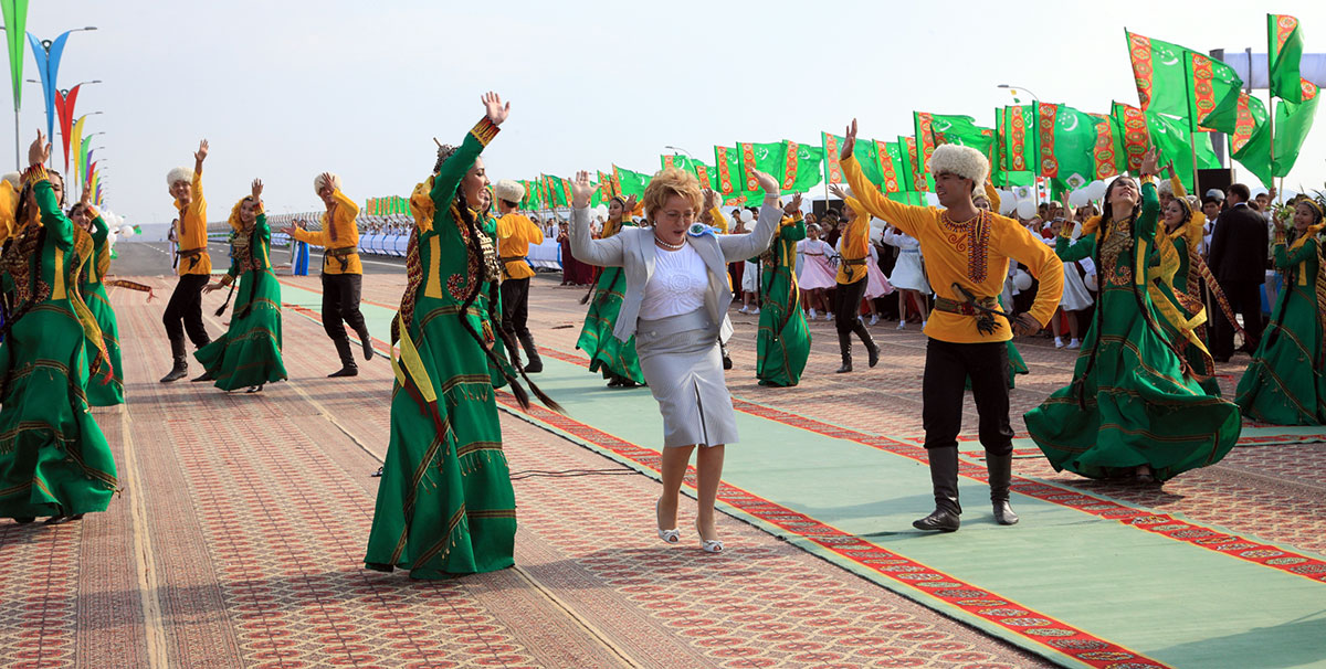 Türkmenistanly fotosuratçynyň altyn medaly