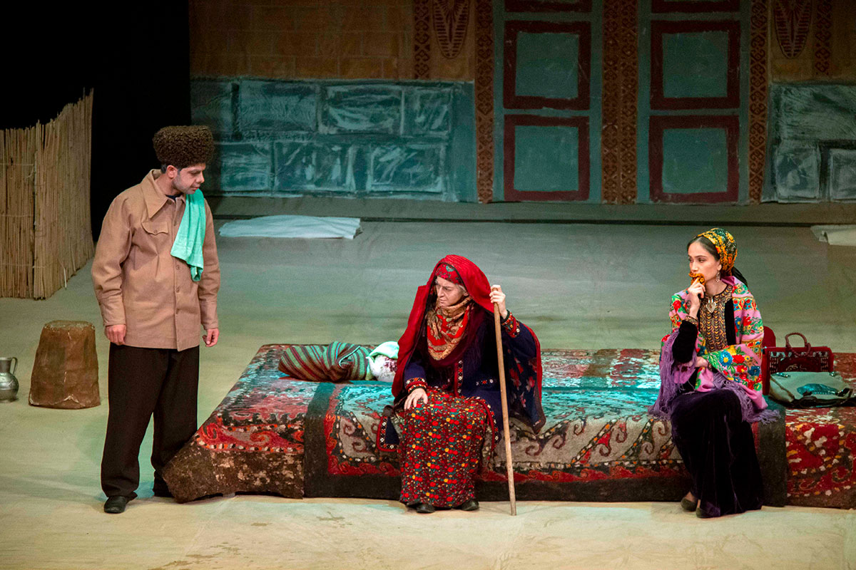 Theater weekend: where to go and what to see in Ashgabat?