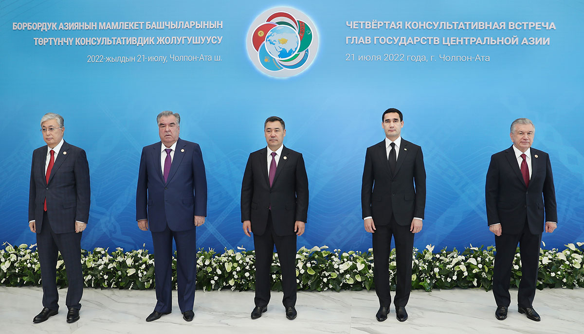 The President of Turkmenistan took part in the regular Consultative Meeting of the heads of states of the region
