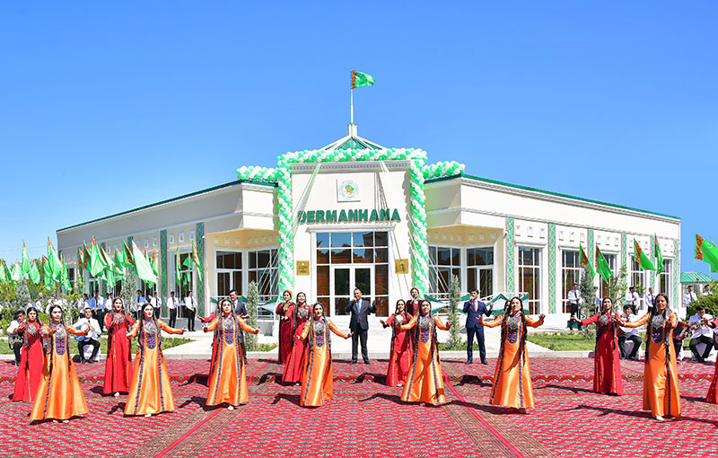 Расширяется аптечная сеть в регионах страны