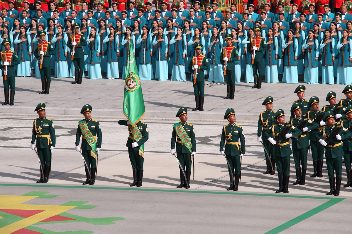 В столице Туркменистане начался праздничный парад в честь 31-ой годовщины независимости страны