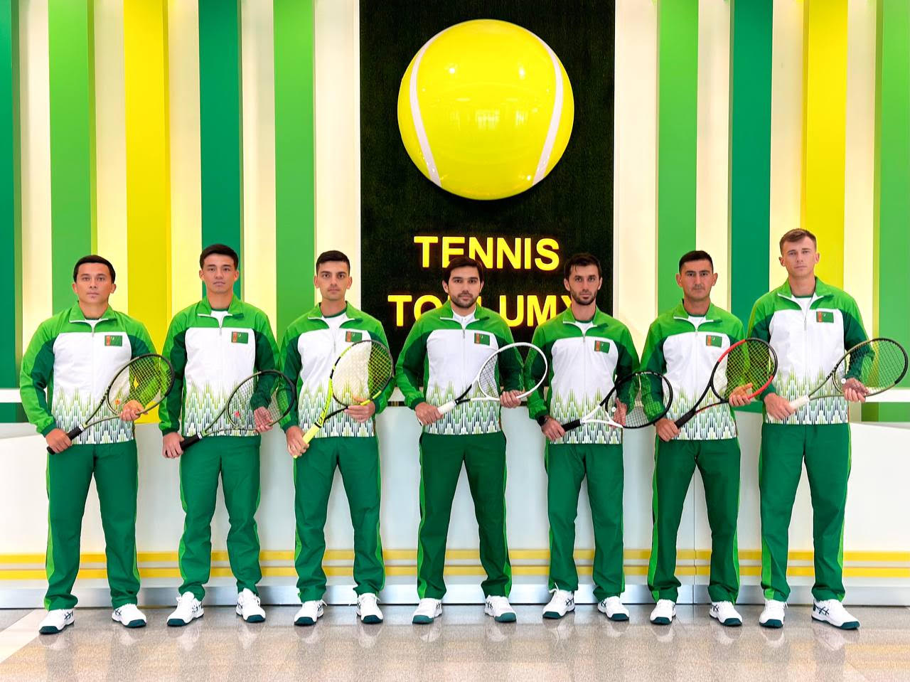 The team of Turkmen tennis players departed to Tashkent to prepare for the Davis Cup