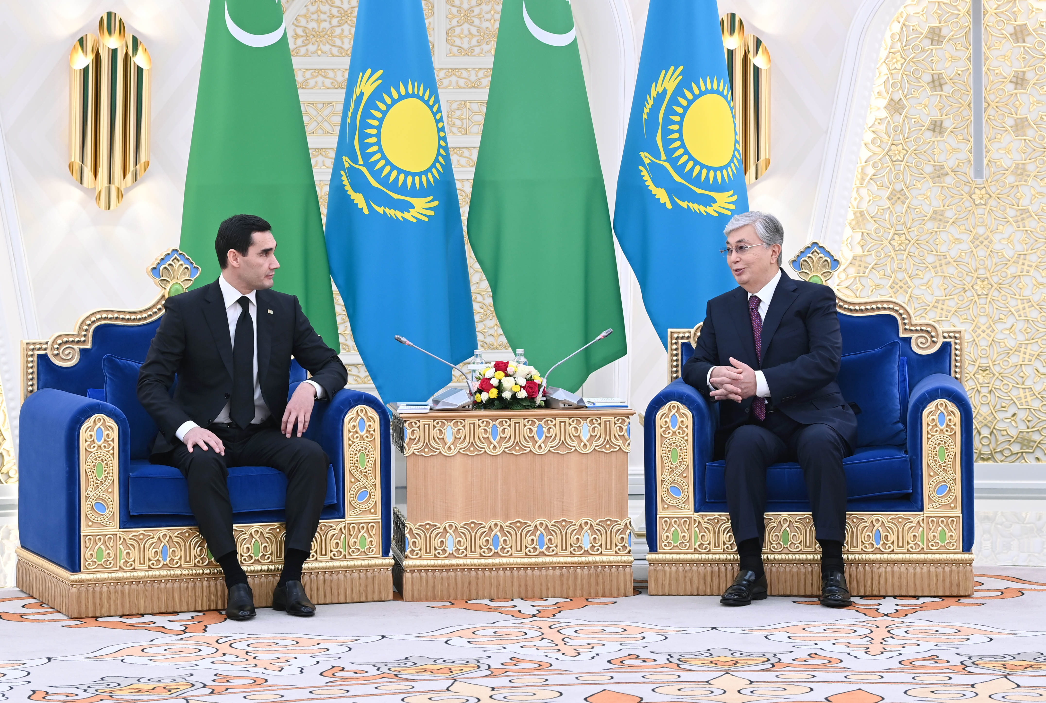 Türkmenistanyň we Gazagystan Respublikasynyň Prezidentleriniň arasynda gepleşikler geçirildi