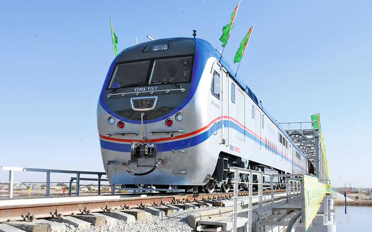 New railway bridge across the Karakum River opened in Mary