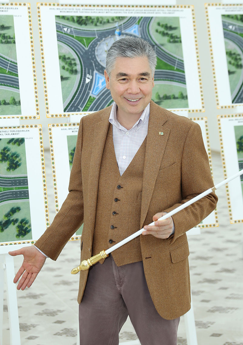 Chairman of the Halk Maslakhaty of the Milli Gengesh got acquainted with the construction of the new administrative center of Akhal velayat