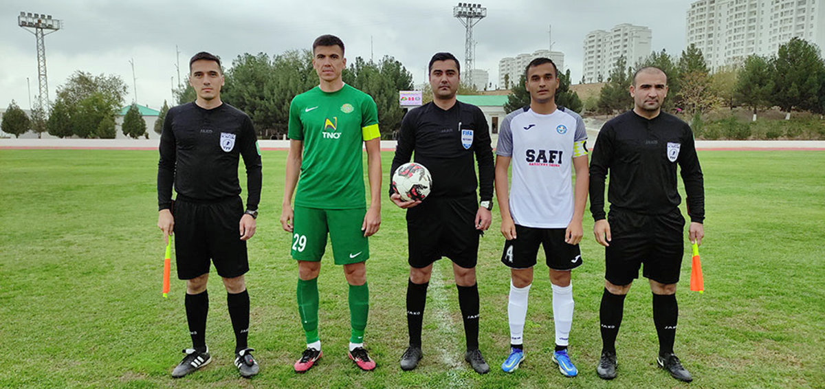 «Ahal» topary «Energetik» toparyny utup, futbol boýunça Türkmenistanyň çempionatynda öňdeligini berkitdi