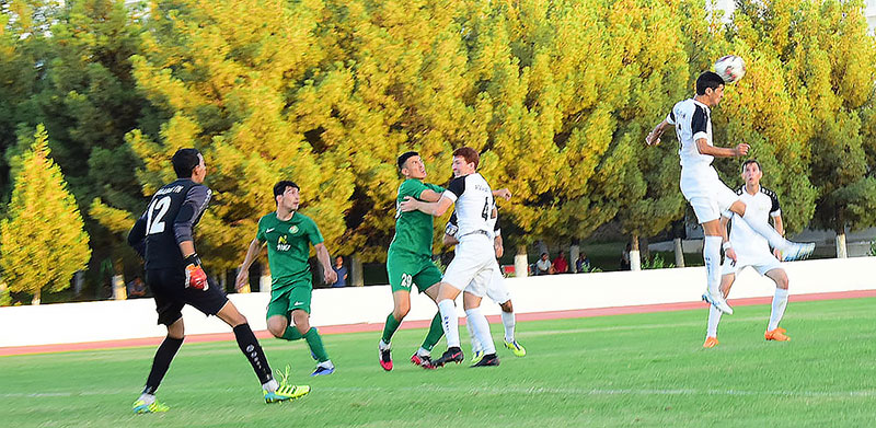 Завершился третий круг чемпионата Туркменистана по футболу