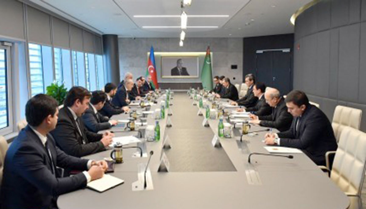 В Баку обсудили вопросы развития туркмено-азербайджанского партнерства