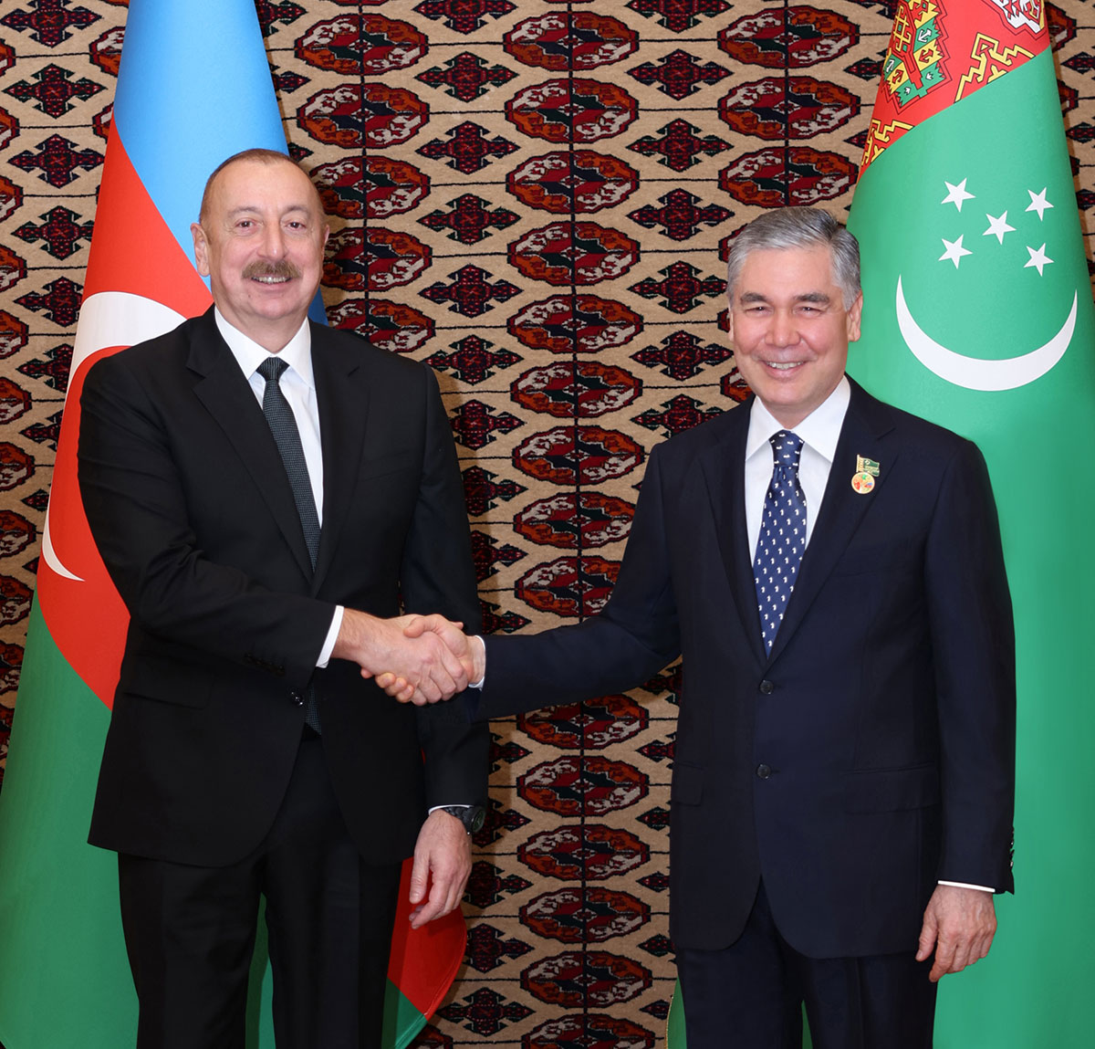 Türkmenistanyň Milli Geňeşiniň Halk Maslahatynyň Başlygynyň Azerbaýjan Respublikasynyň Prezidenti bilen duşuşygy