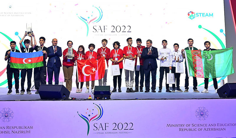 Команды из Туркменистана завоевали серебряные медали на «STEAM-Азербайджан-2022»