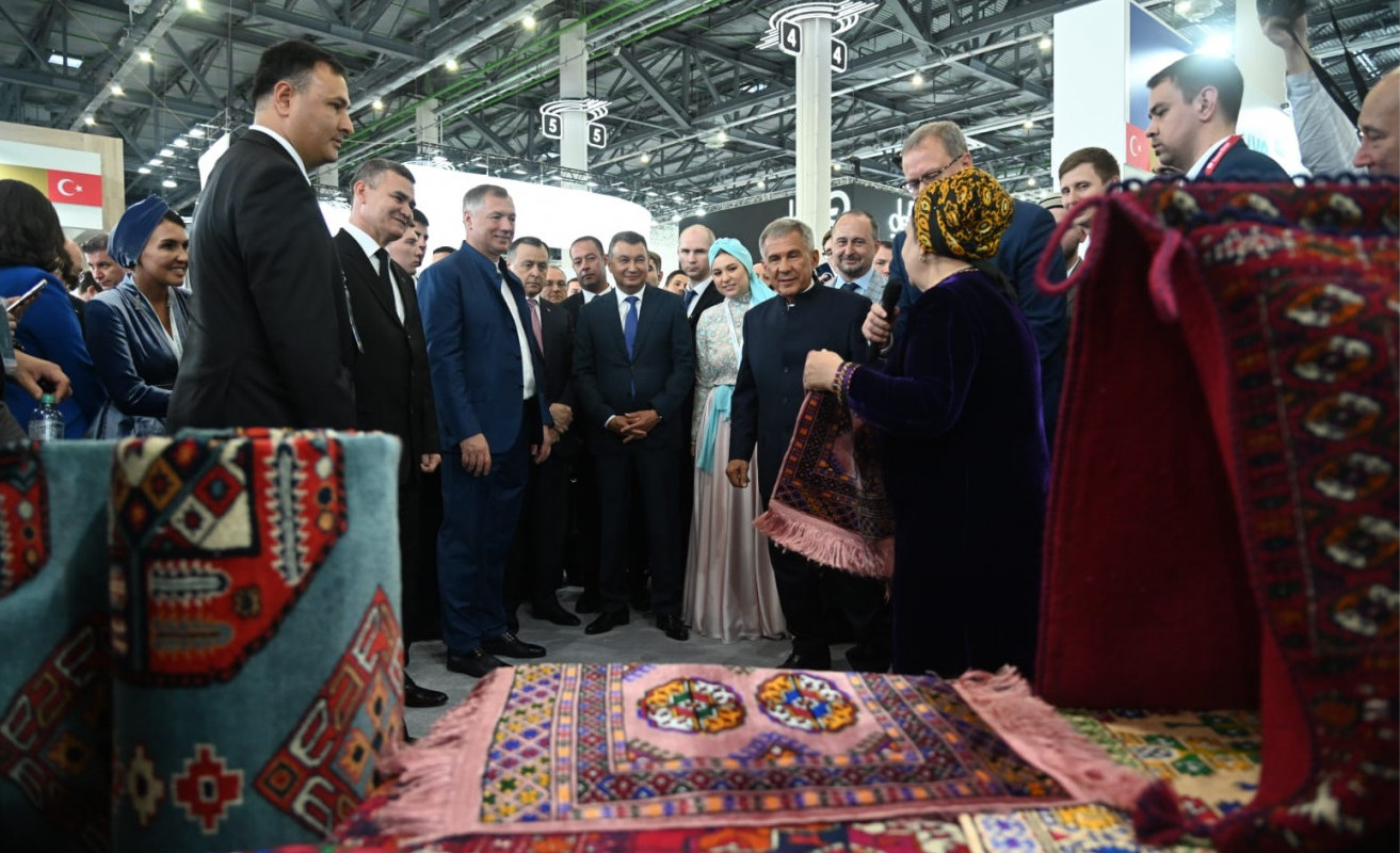 Делегация Туркменистана принимает участие в мероприятиях «KazanForum 2023»