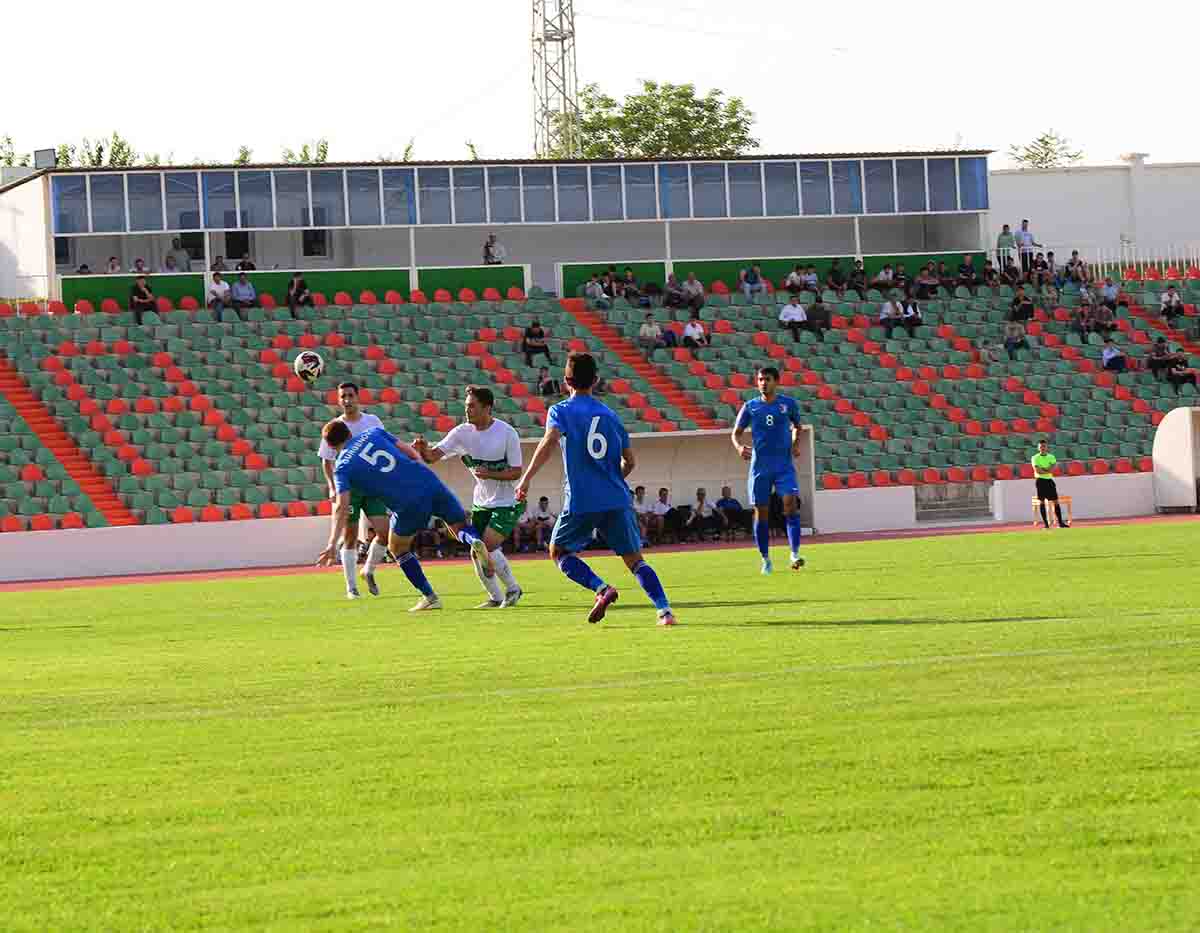 На футбольный Кубок Туркменистана-2023 осталось четыре претендента