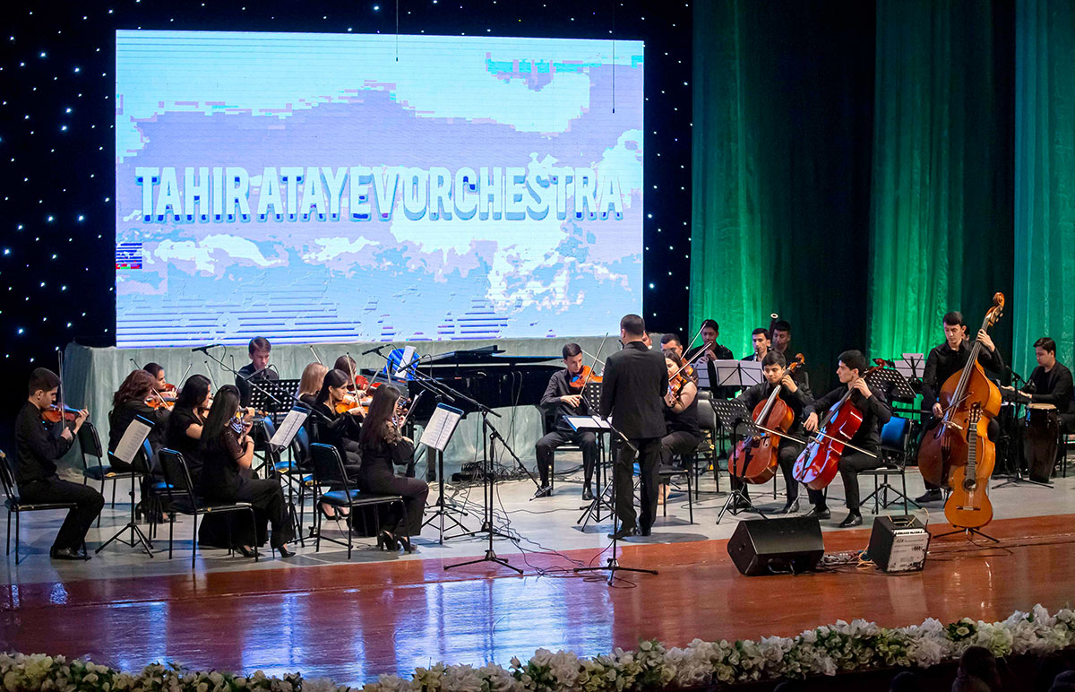 Journey around the World in 80 Minutes with the Tahir Ataev’s orchestra