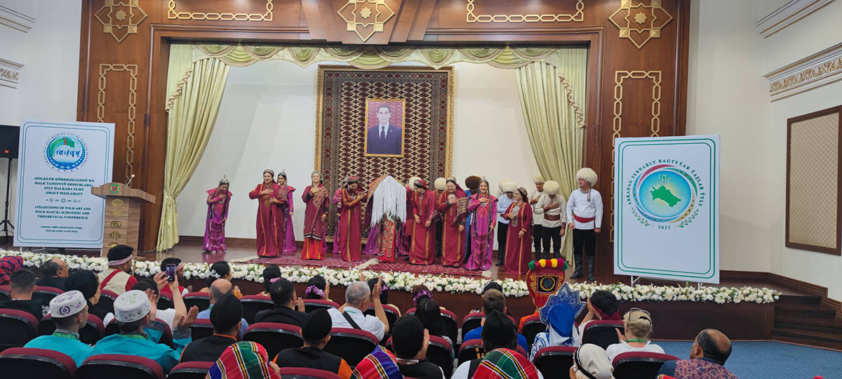 Scientific and practical conference "Traditions of Folk Art and Folk Dance" was held in Avaza