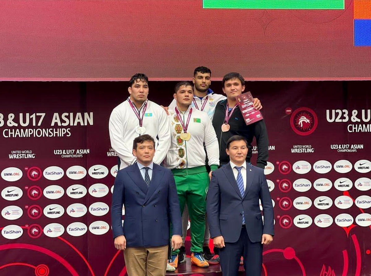 Туркменистанцы завоевали четыре медали на чемпионате Азии по спортивной борьбе среди кадетов (U17) и молодёжи (U23)