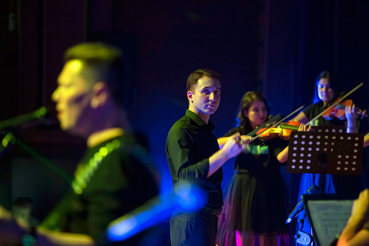 A concert of the Takhir Atayev Orchestra "Rock Hits" took place