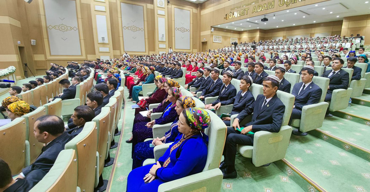 Conference at the Centre for Public Organizations