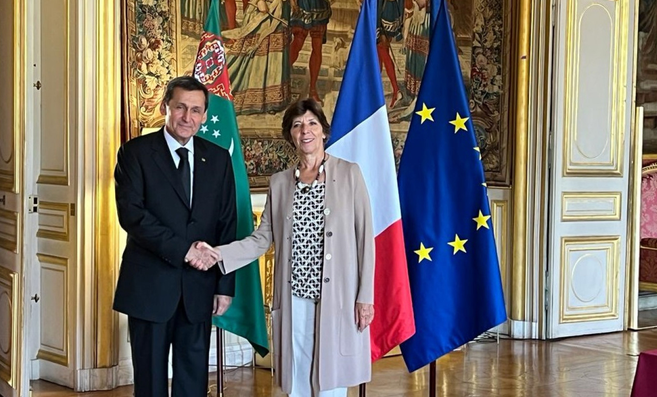 Turkmen-French political consultations were held in Paris