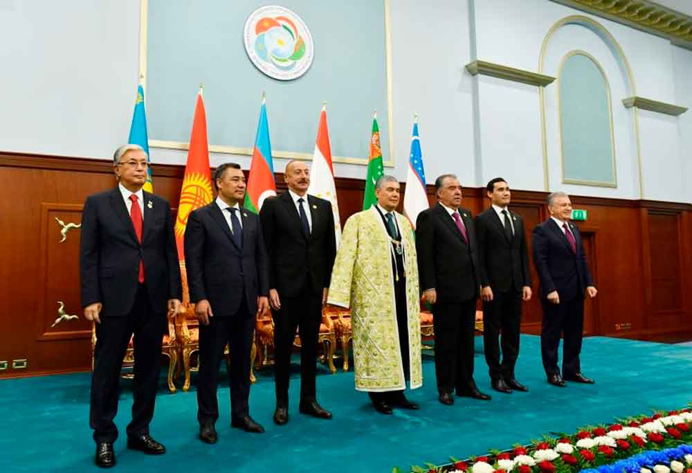 Hero-Arkadag was awarded the Badge of Honour of the Heads of State of Central Asia