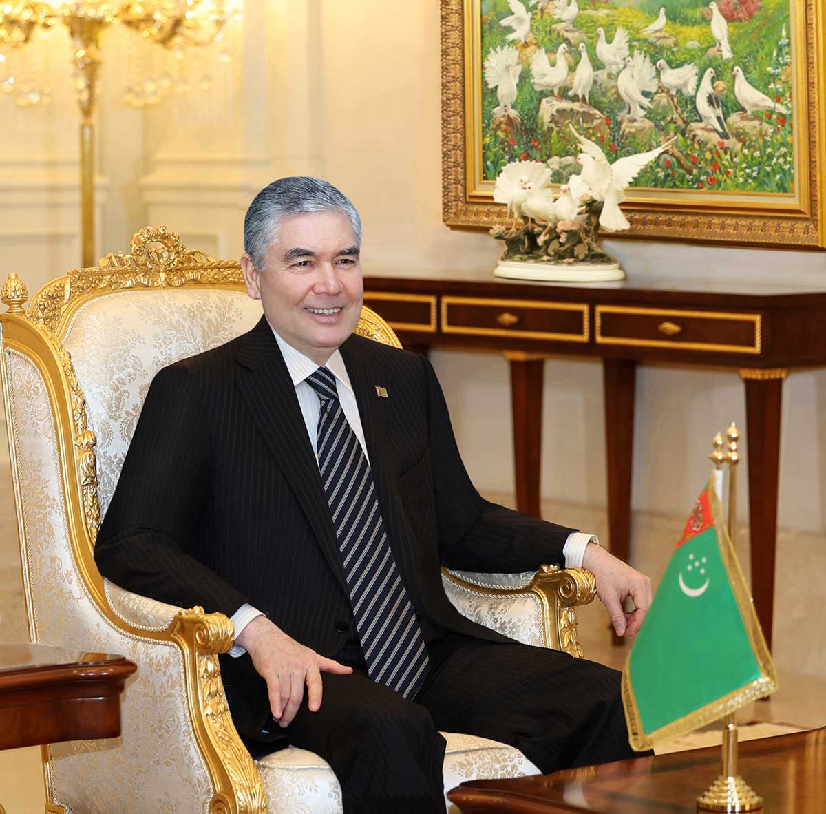 Национальный Лидер туркменского народа, Председатель Халк Маслахаты Туркменистана встретился с президентом подразделения сельского хозяйства компании «John Deere»