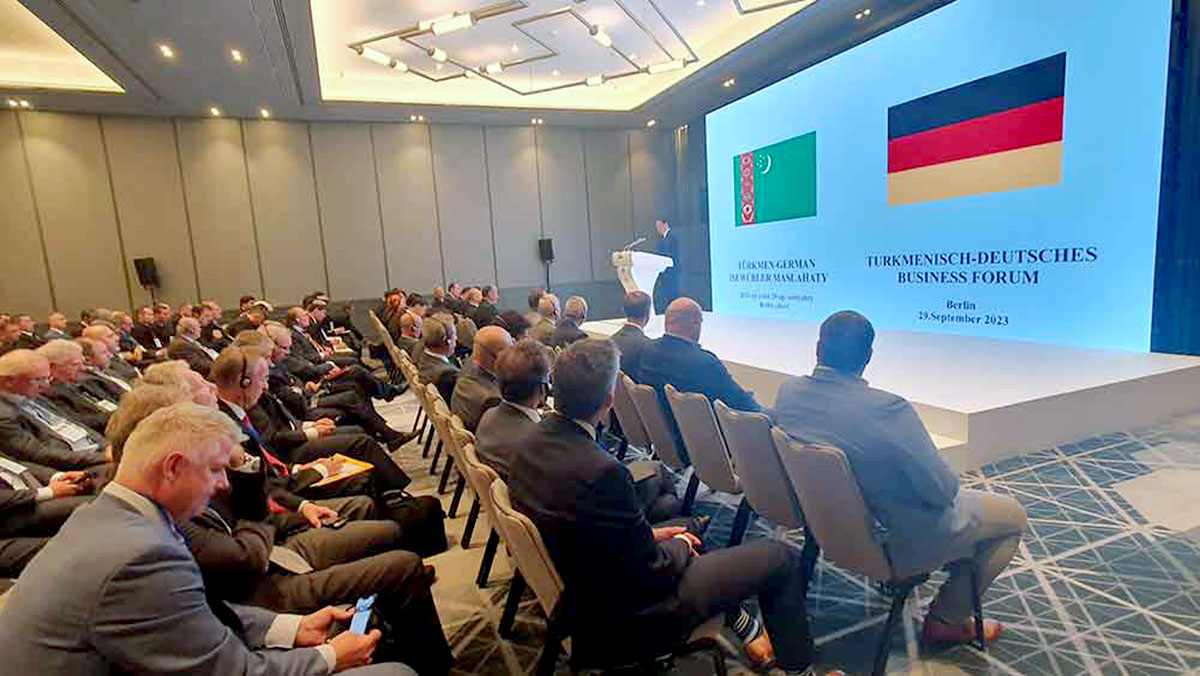 Hero-Arkadag takes part in the Turkmen-German business forum in Berlin