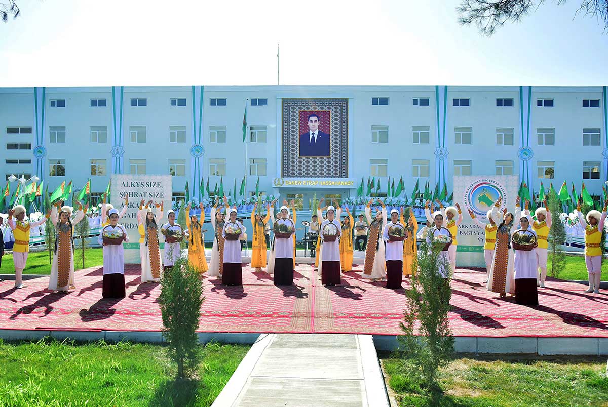 In the eastern region, renovated hospital buildings were opened and put into use