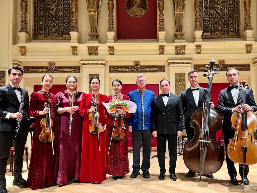 В столице Австрии состоялся концерт, приуроченный к 300-летию Махтумкули Фраги