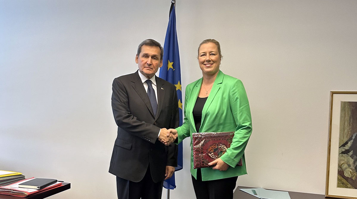 Meeting of the Minister of Foreign Affairs of Turkmenistan with the Commissioner of the European Union