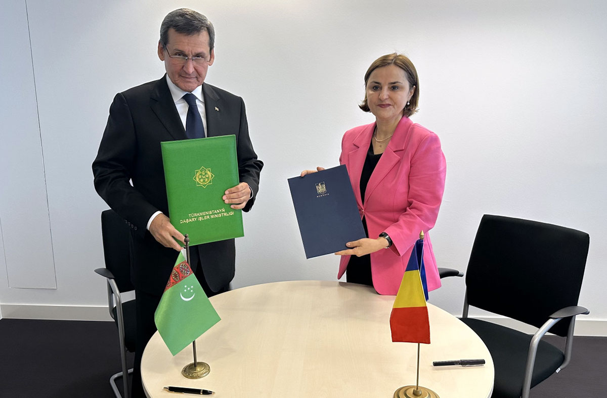 Meeting of the Foreign Ministers of Turkmenistan and Romania