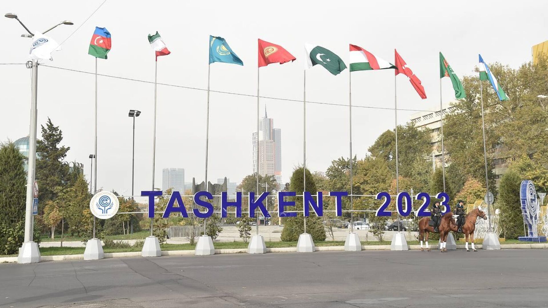 Президент Туркменистана прибыл в Ташкент для участия в заседании Организации экономического сотрудничества