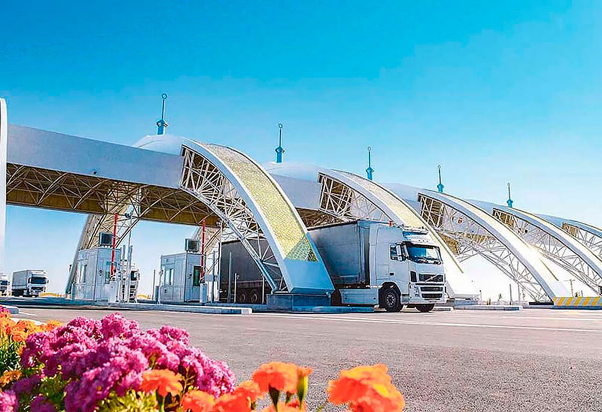 Туркменистан и Иран договорились расширять сотрудничество на транспорте