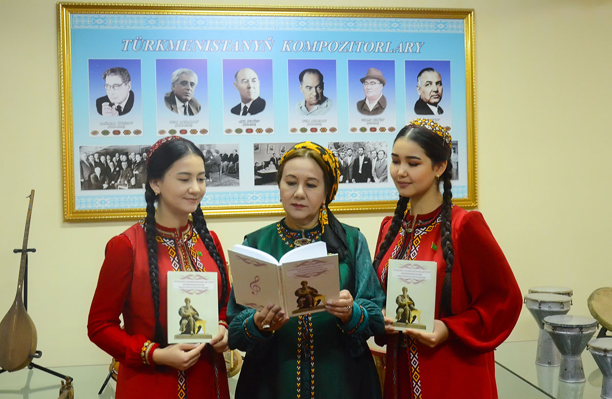 Monograph dedicated to the role of Magtymguly in the works of Turkmen composers has been published