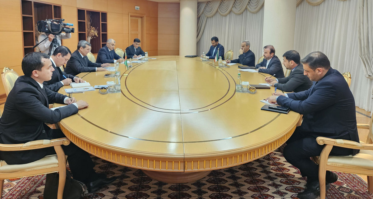 The head of Turkmen MFA met with the Deputy Minister of Foreign Affairs of Iran