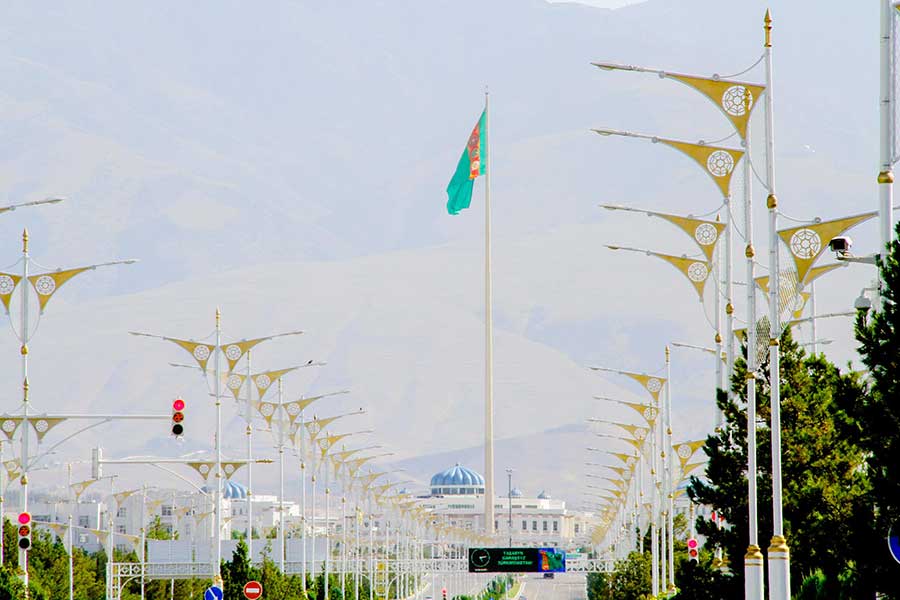 Успешно завершает 2023 год торговый комплекс Туркменистана