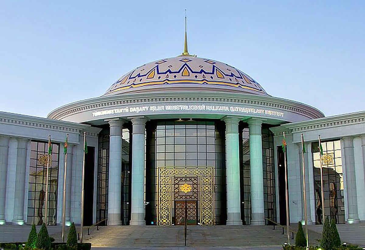 The IIR of the MFA of Turkmenistan congratulated distinguished youth representatives