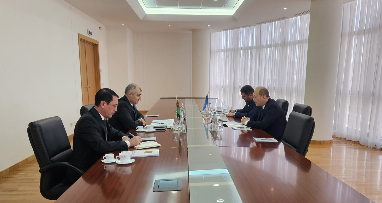 A meeting was held at the MFA of Turkmenistan with the Ambassador of the Republic of Kazakhstan