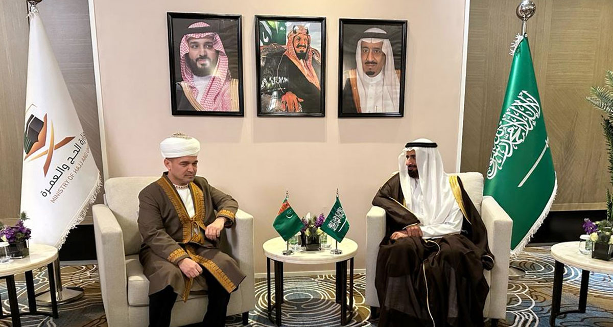 A delegation of Turkmenistan takes part in conference of Hajj and Umrah services