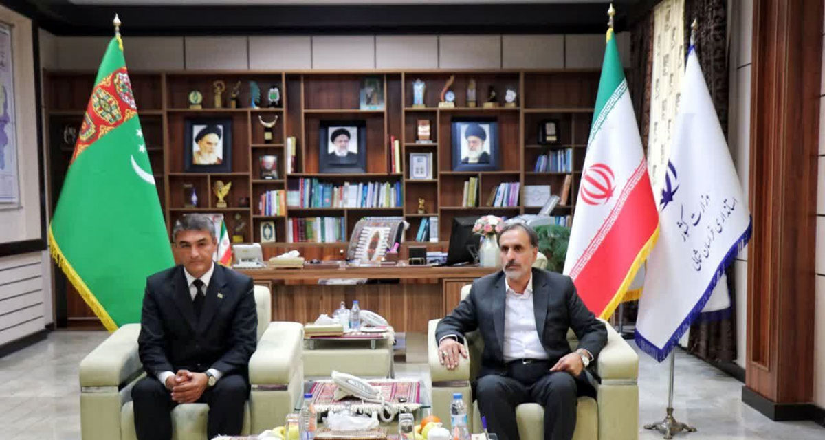 Visit of the delegation headed by the hakim of Ahal velayat of Turkmenistan to Iran's North Khorasan province