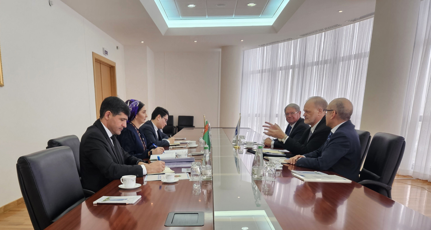 Встреча в МИД Туркменистана с Главой Центра ОБСЕ в Ашхабаде