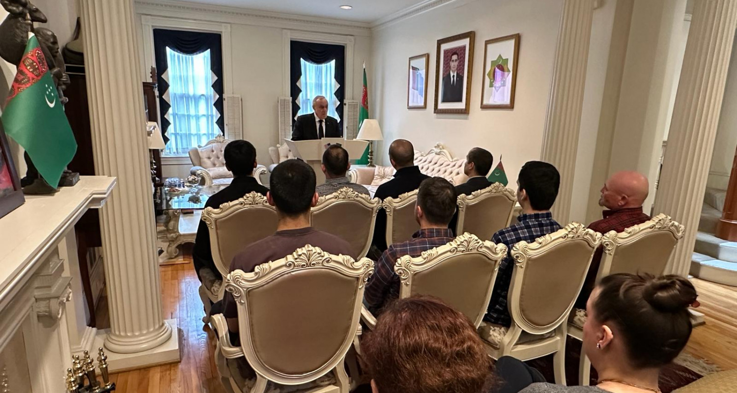 Посольство Туркменистана в США провело брифинг по итогам важнейших правительственных заседаний