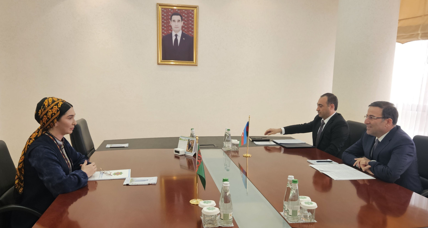 The Deputy head of the MFA of Turkmenistan held a meeting with Ambassador of Azerbaijan
